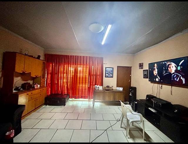 3 BEDROOM HOUSE FOR SALE IN VANDERBIJLPARK CW 3